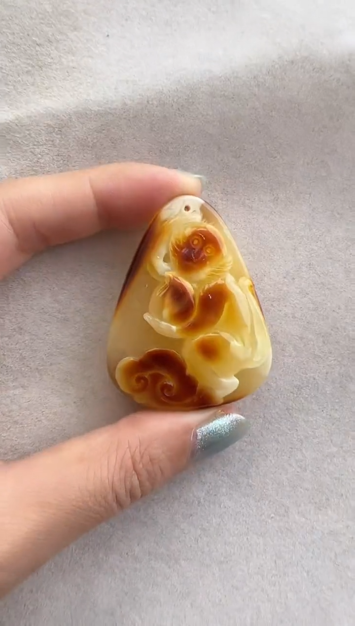 【闪购商品】琥珀裸石未镶嵌10214080-吊坠