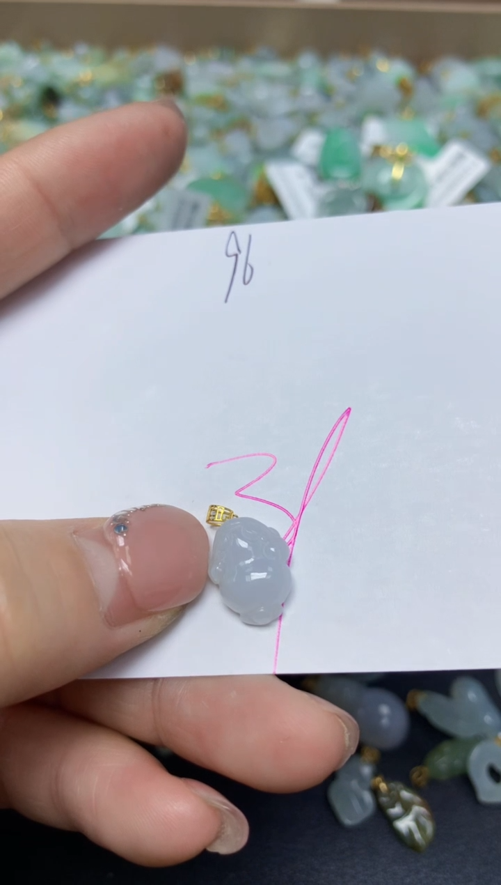 【闪购商品】翡翠挂件18K金镶嵌 天然翡翠A货