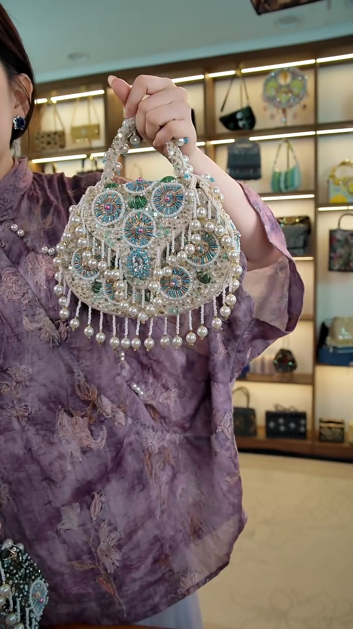 织物百格汇手工包