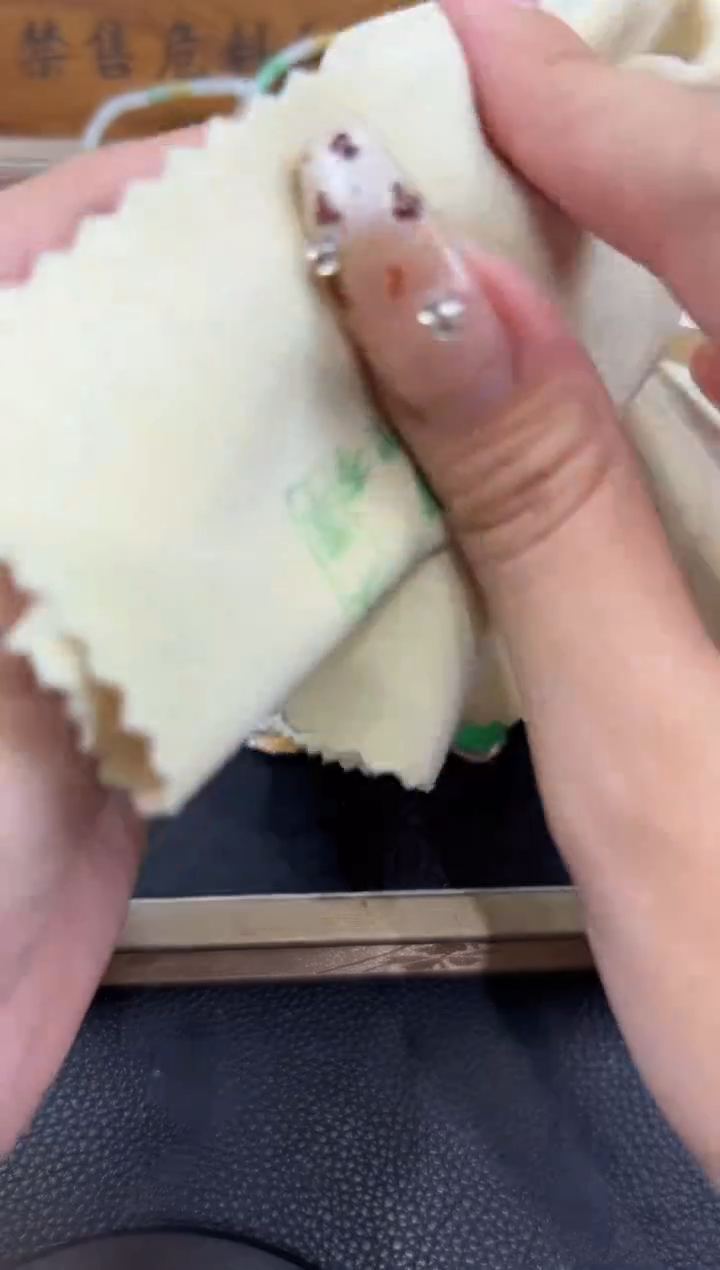 【闪购商品】翡翠项圈未镶嵌勿拍