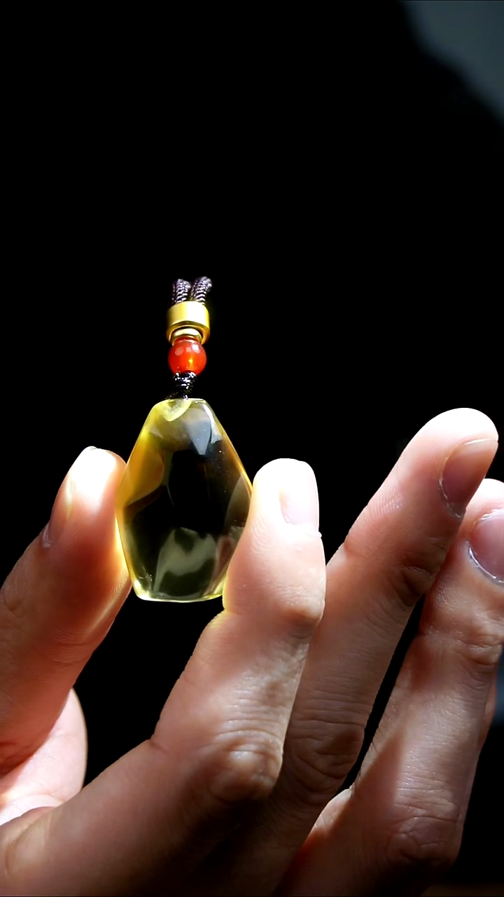 吊坠(赠链)未镶嵌水晶水晶