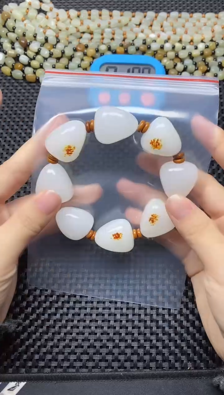 未镶嵌手链和田玉感*手串