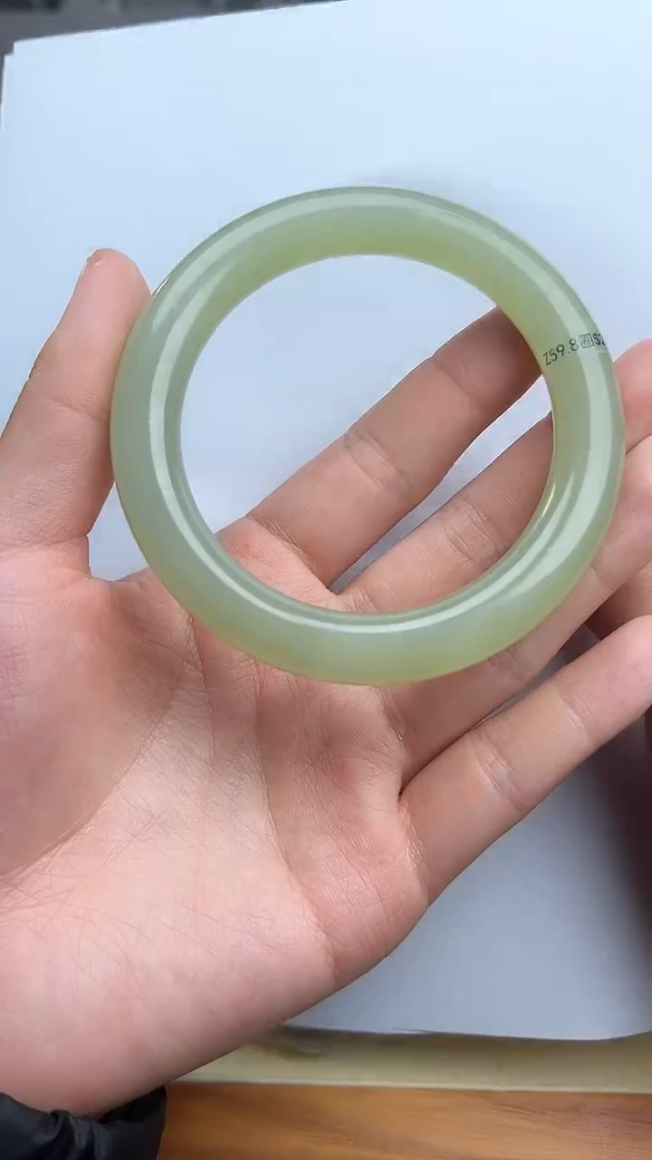 【闪购商品】和田玉手镯未镶嵌59/60圈口kk