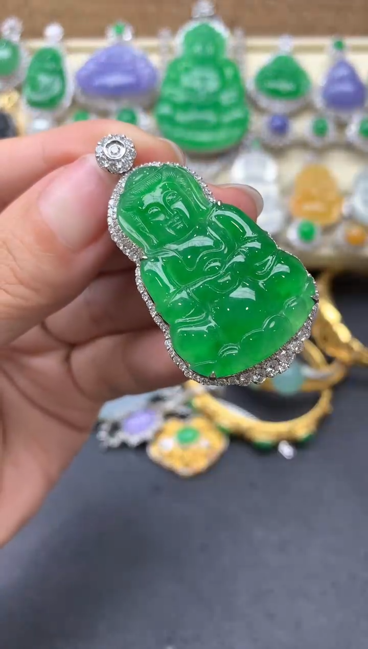 【闪购商品】翡翠颈饰18K金镶嵌688-分单-总价143000