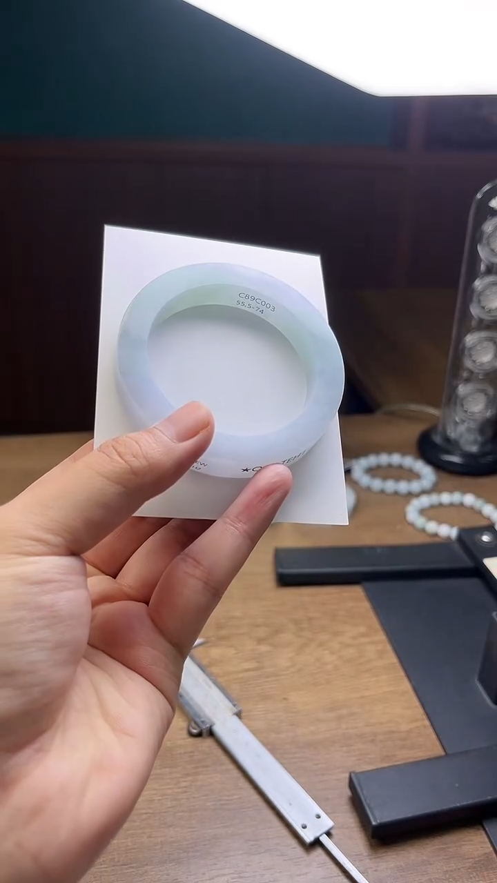 未镶嵌手镯定制翡翠啊****！定制