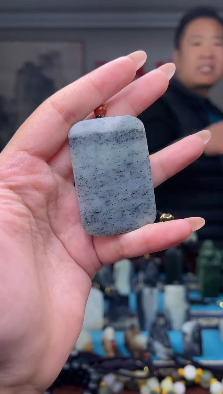 未镶嵌和田玉挂件1