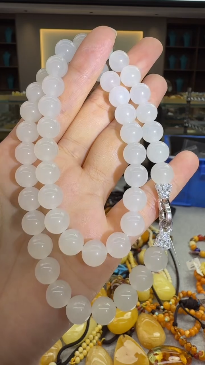 和田玉未镶嵌颈饰135秒拍号  假一罚三