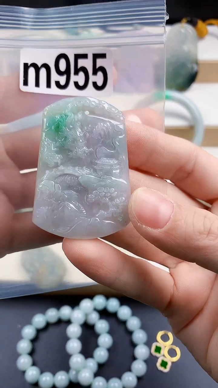 颈饰未镶嵌翡翠天然翡翠吊坠挂件