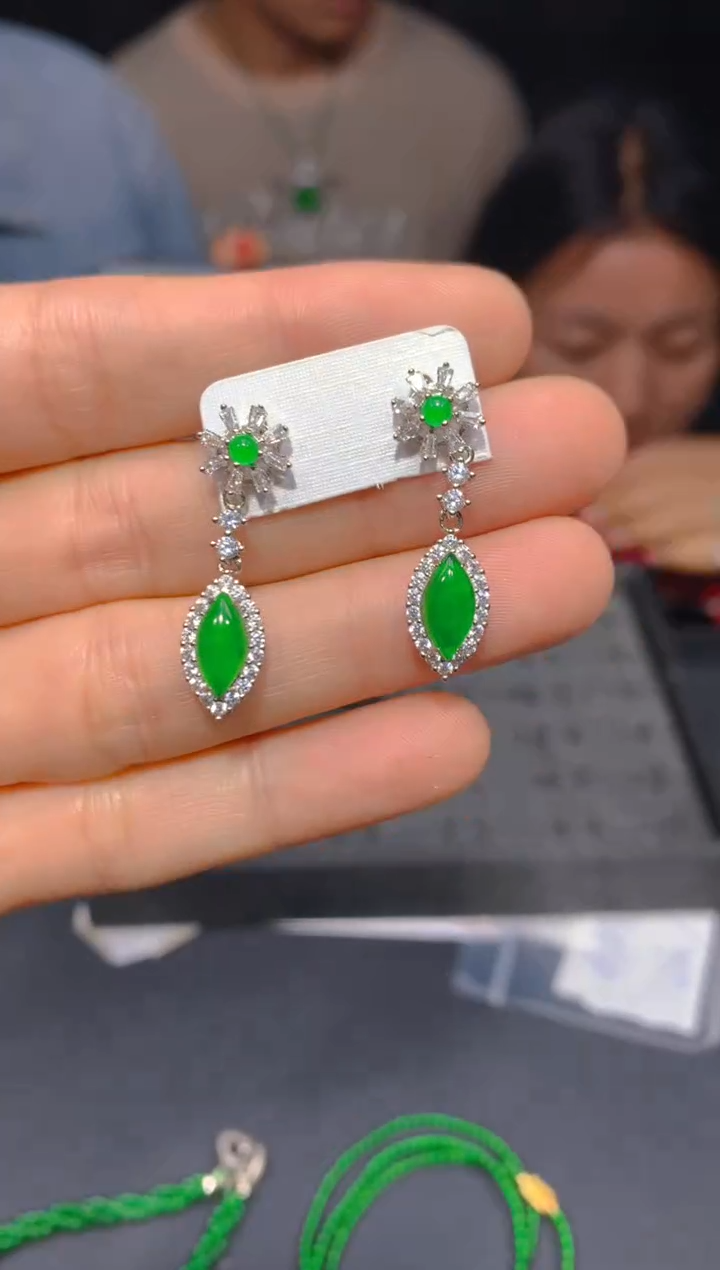 【闪购商品】定制翡翠未镶嵌114多样性发货（发其一）