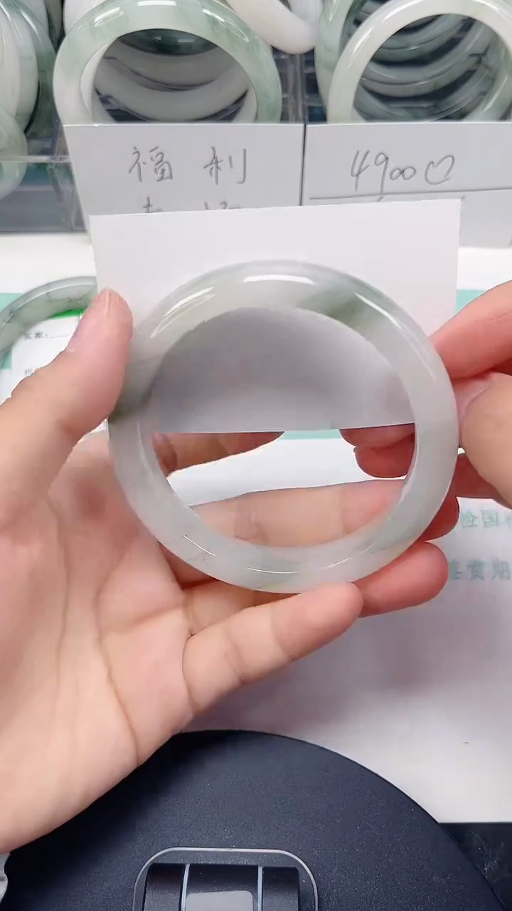 未镶嵌手镯石英质玉148-59/60