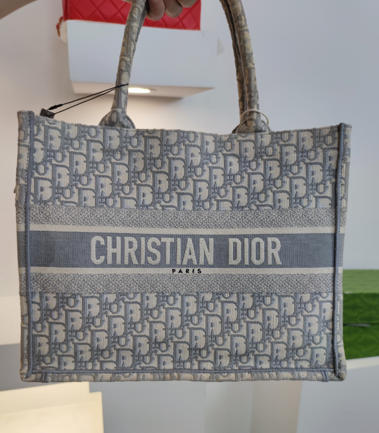 95新 DIOR/迪奥 茉上/灰色中号托特包