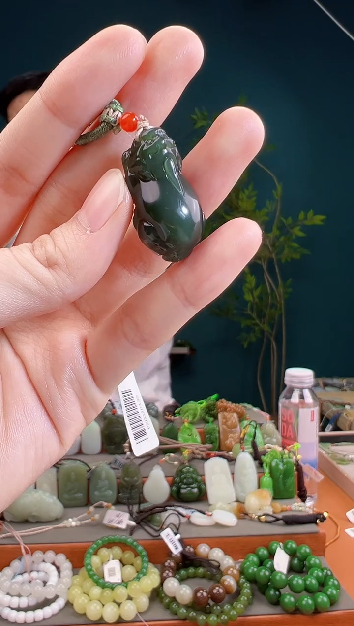 颈饰未镶嵌和田玉多样性发货 拍一单发一个