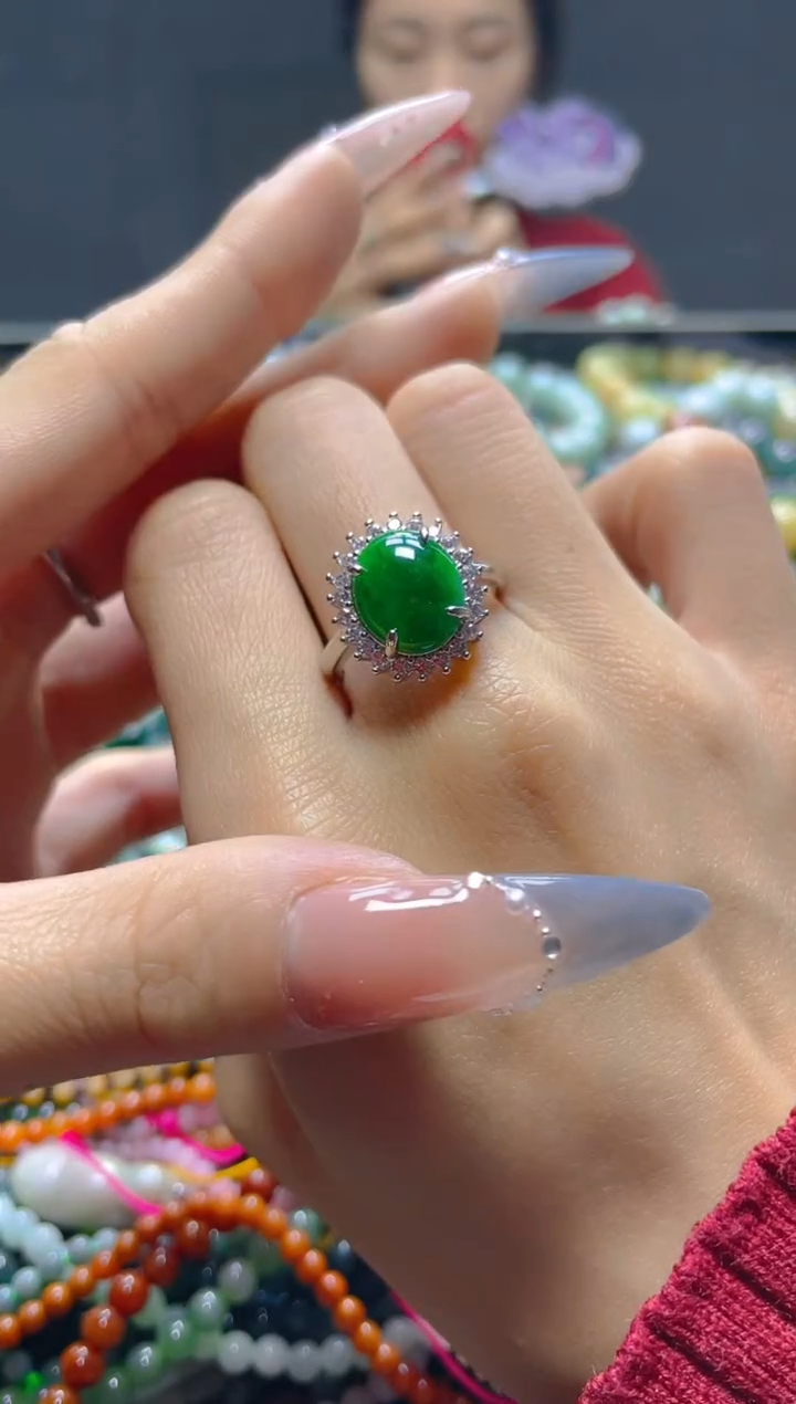 颈饰未镶嵌翡翠/C/翡翠A货，一件也是批发价