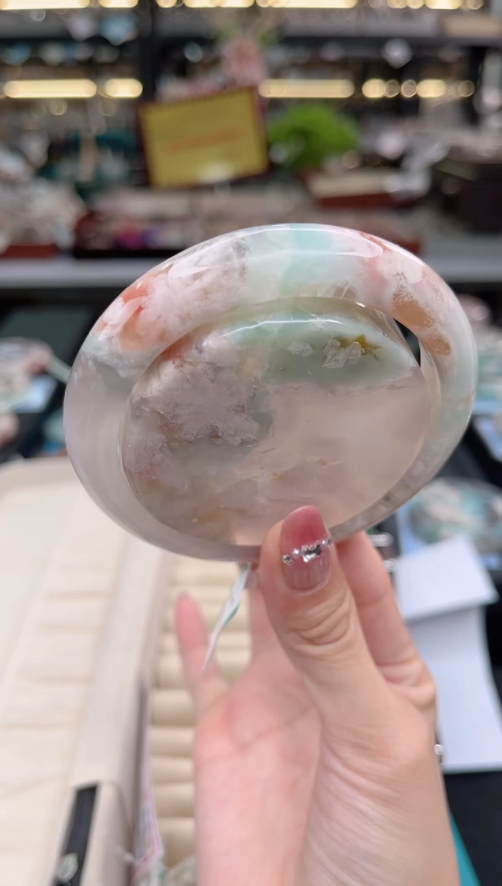 【闪购商品】石英质玉手镯未镶嵌60圈口（赠品镯心）S95504