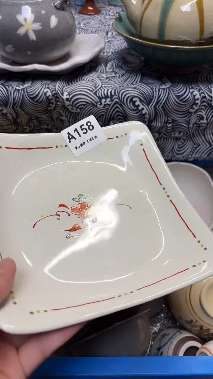 瓷片@***吧喵喵家都是大漂亮