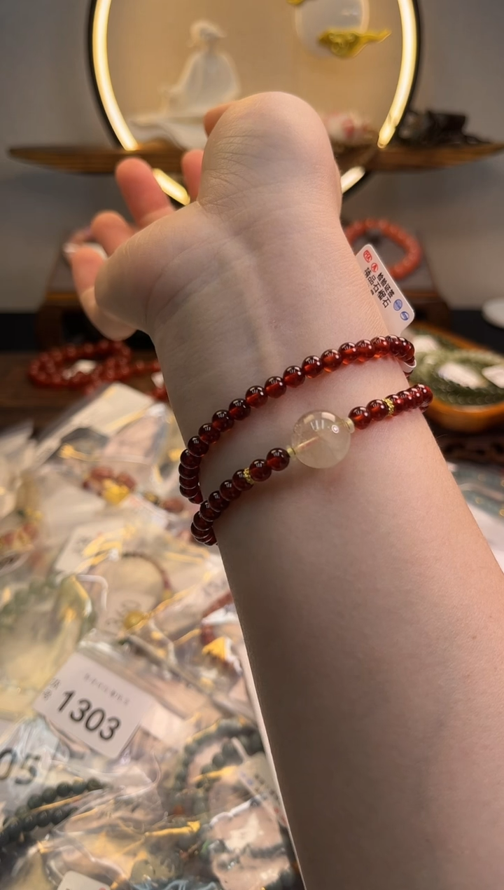 未镶嵌手链石榴石货号1257