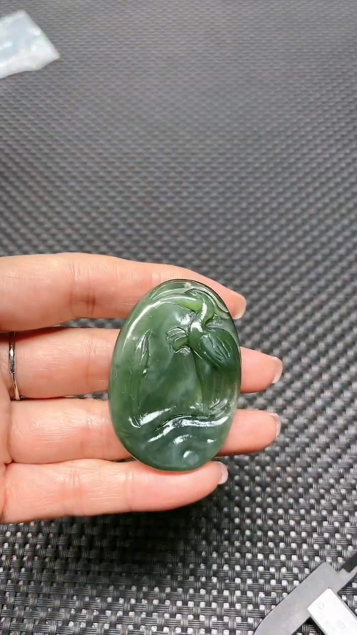 【闪购商品】和田玉挂件未镶嵌多样性发1件