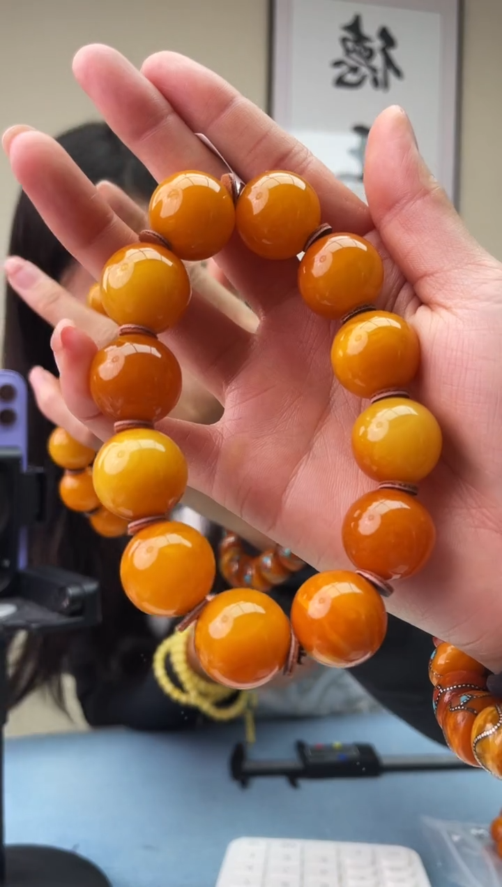 琥珀未镶嵌珠宝奇石我***哥T049 18假一罚十，多样性发一件