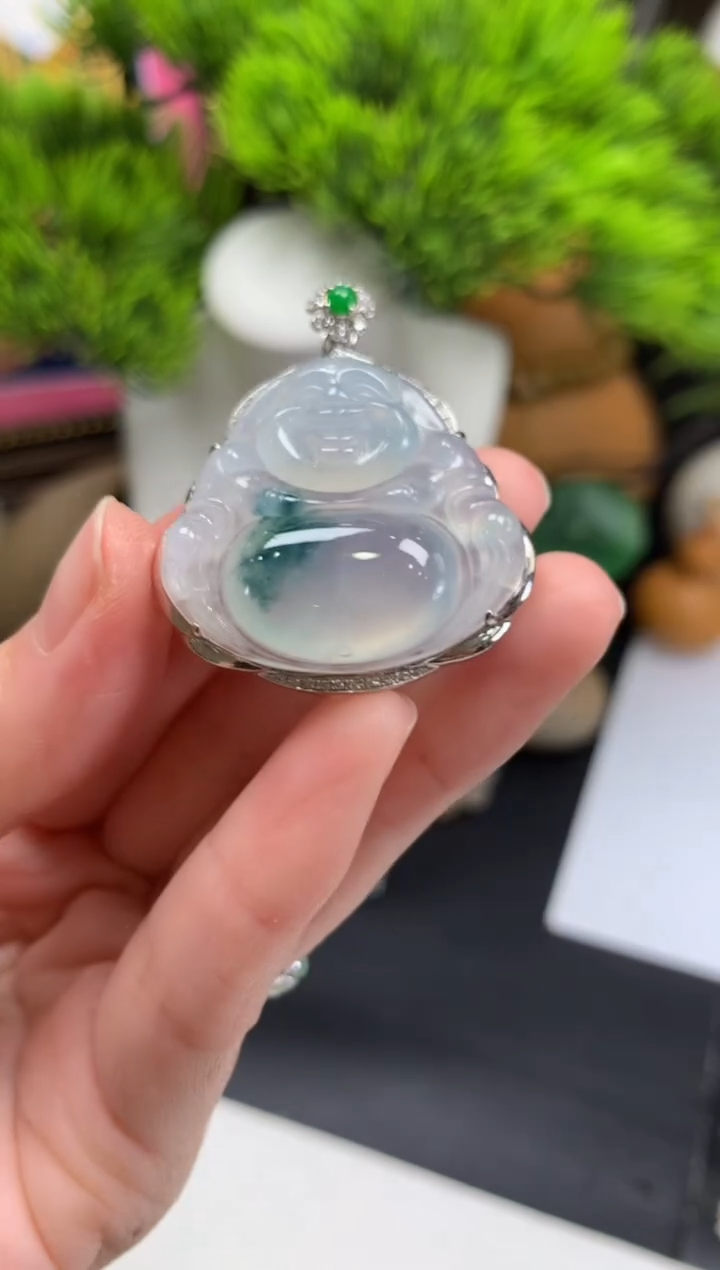 颈饰18K金镶嵌翡翠飘***花---100346