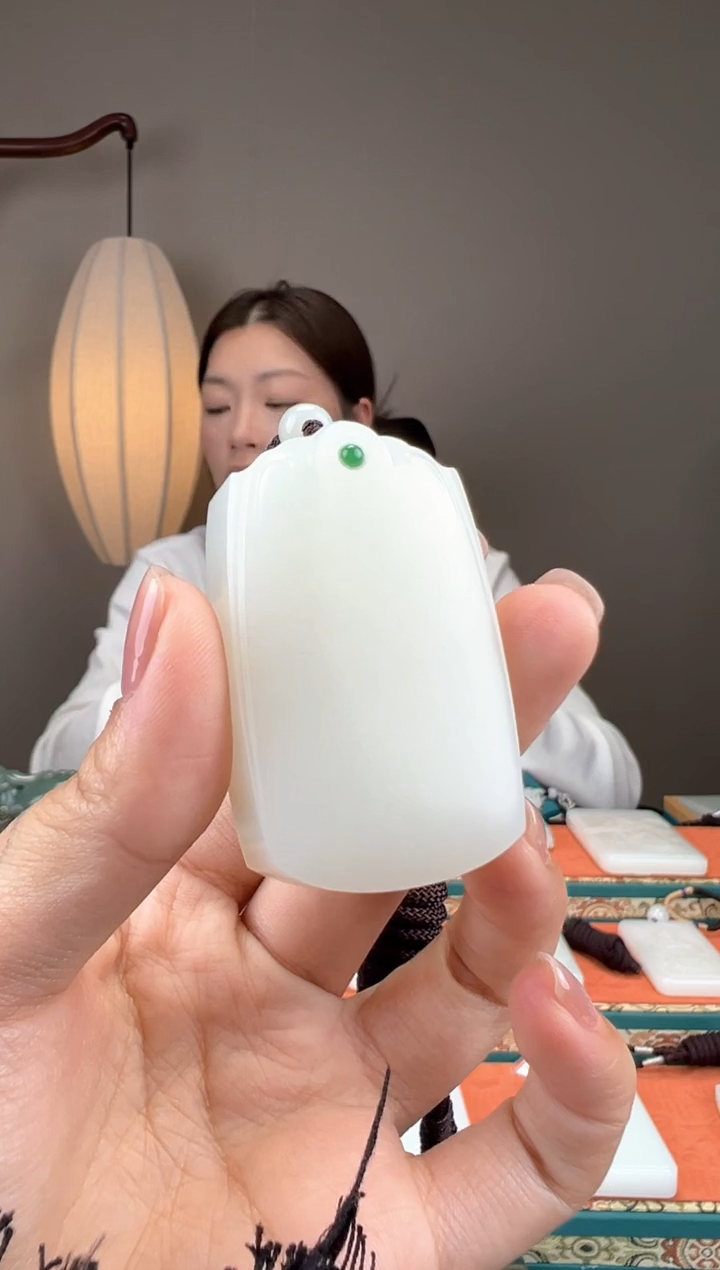 【闪购商品】和田玉颈饰未镶嵌1