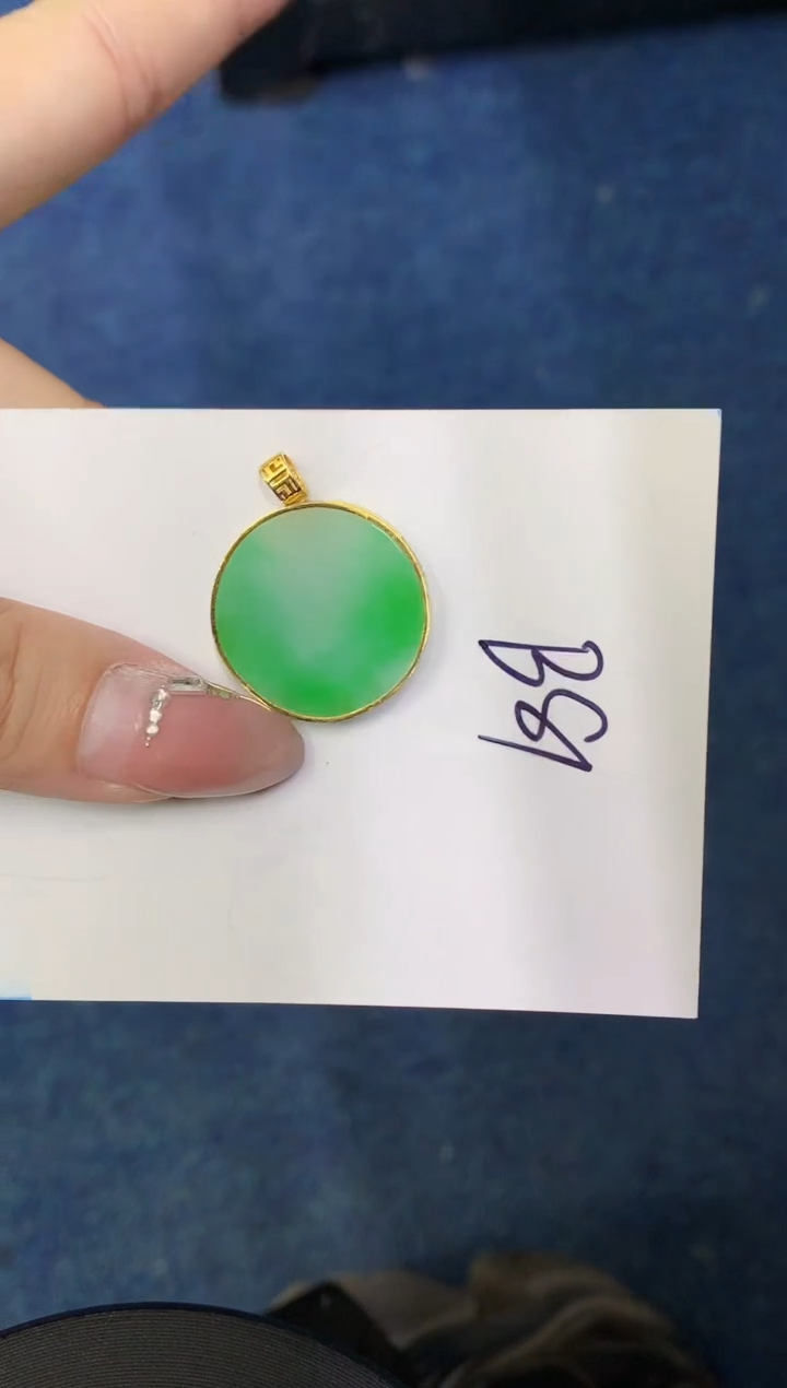 【闪购商品】翡翠颈饰18K金镶嵌00000000000