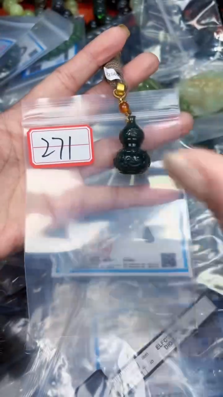 颈饰未镶嵌和田玉和田玉