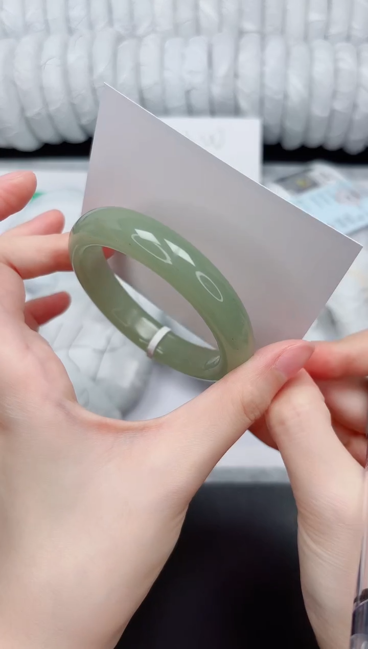 未镶嵌手镯石英质玉219-55.4D