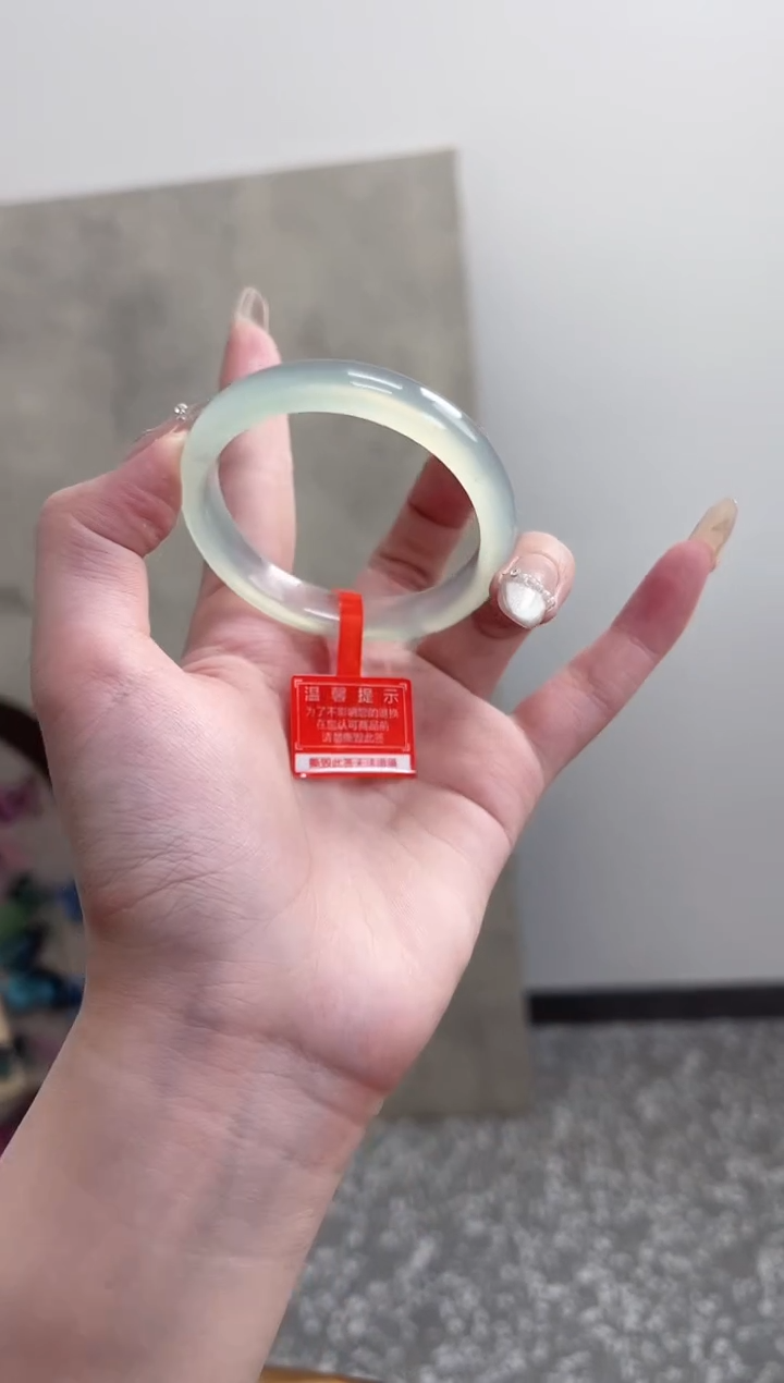 【闪购商品】玛瑙/玉髓手镯未镶嵌50圈 需要包容