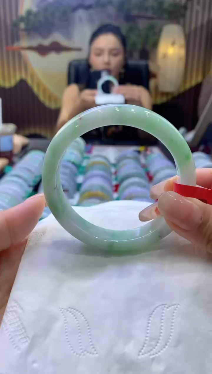 翡翠手镯未镶嵌00001266