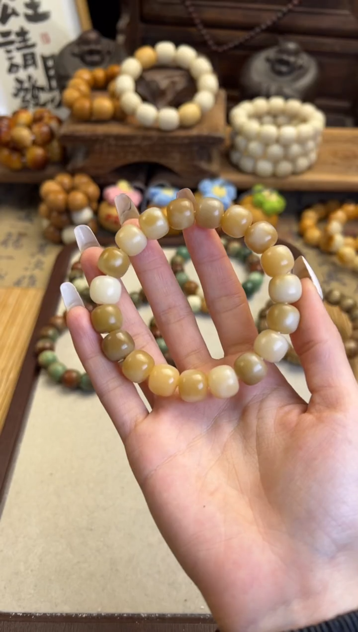 【闪购商品】菩提根/象牙果手串卡12奶茶飘花桶珠手串