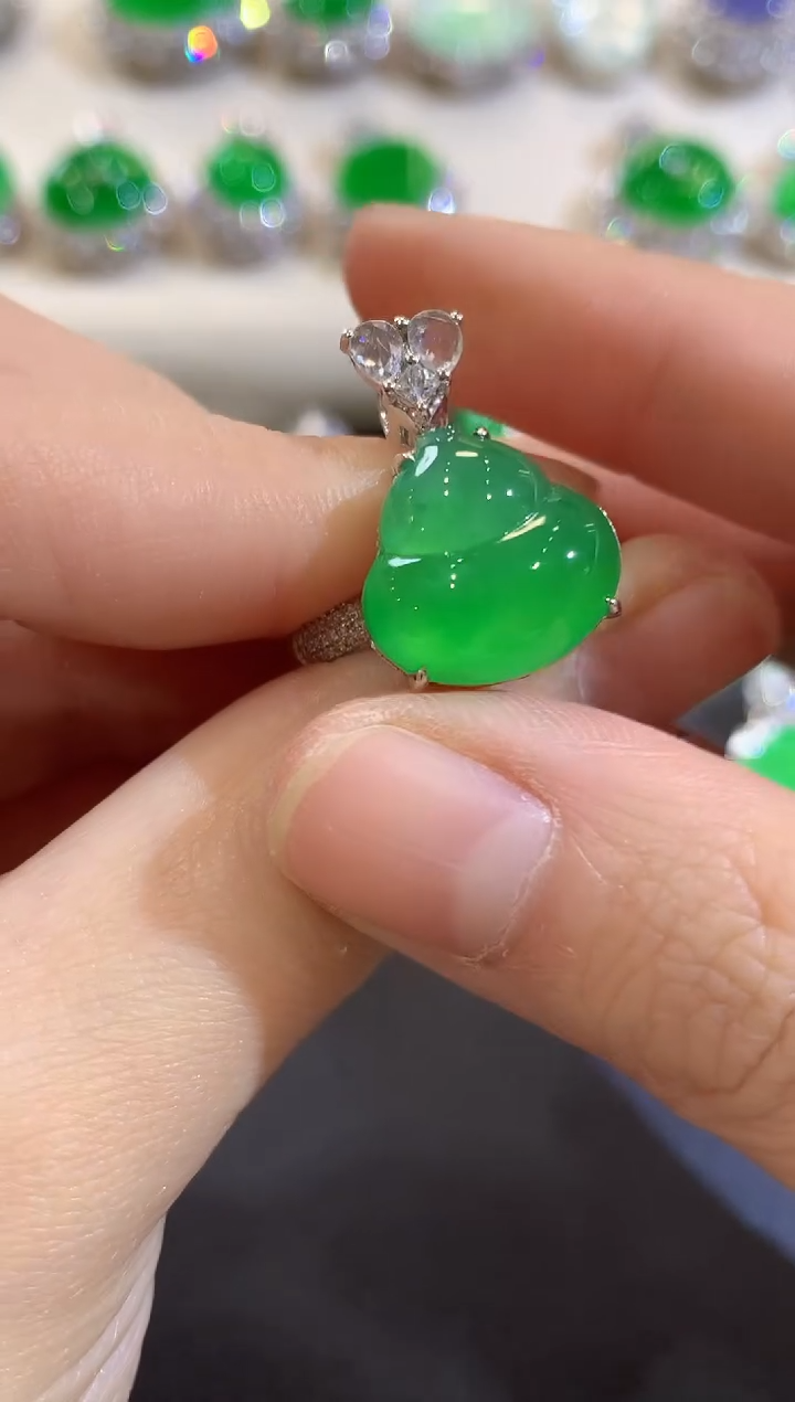 18K金镶嵌戒指翡翠S71 