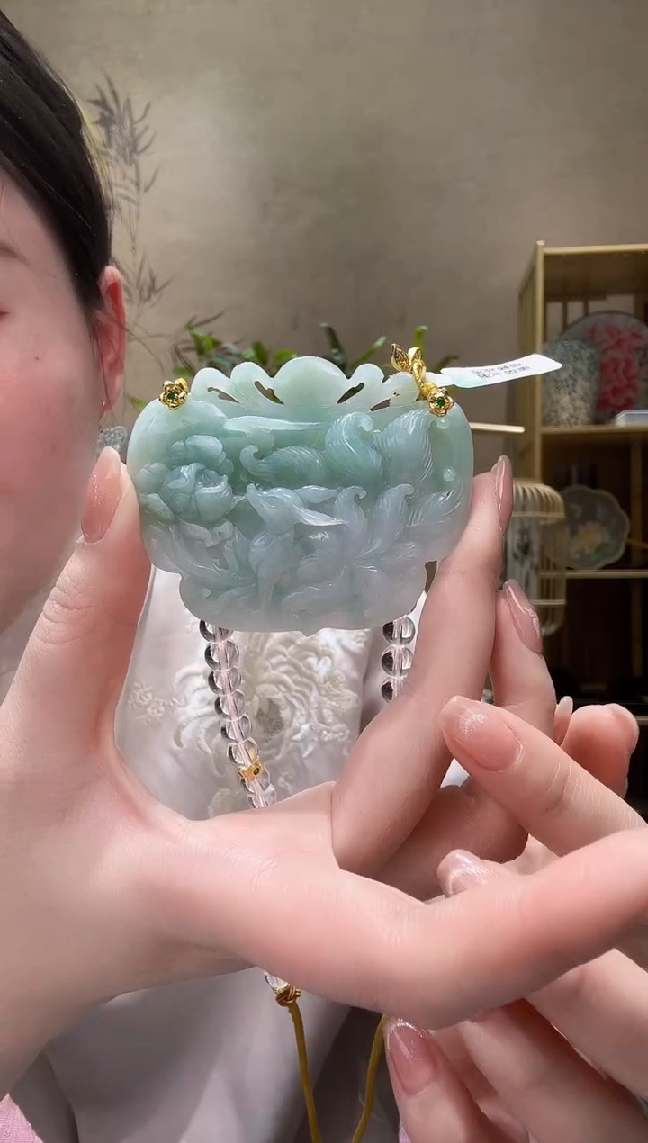 【闪购商品】翡翠颈饰未镶嵌吊坠