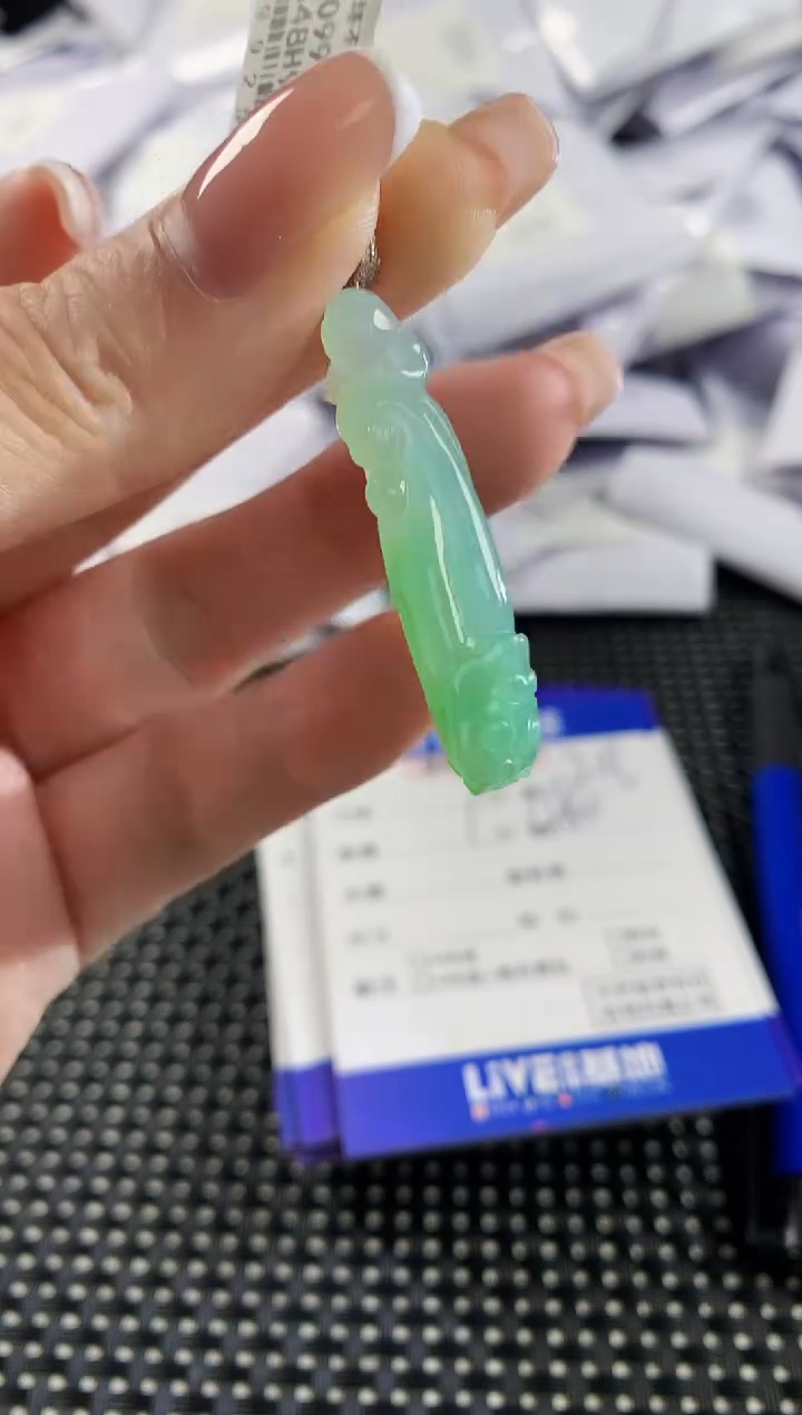 【闪购商品】翡翠颈饰18K金镶嵌翡翠53