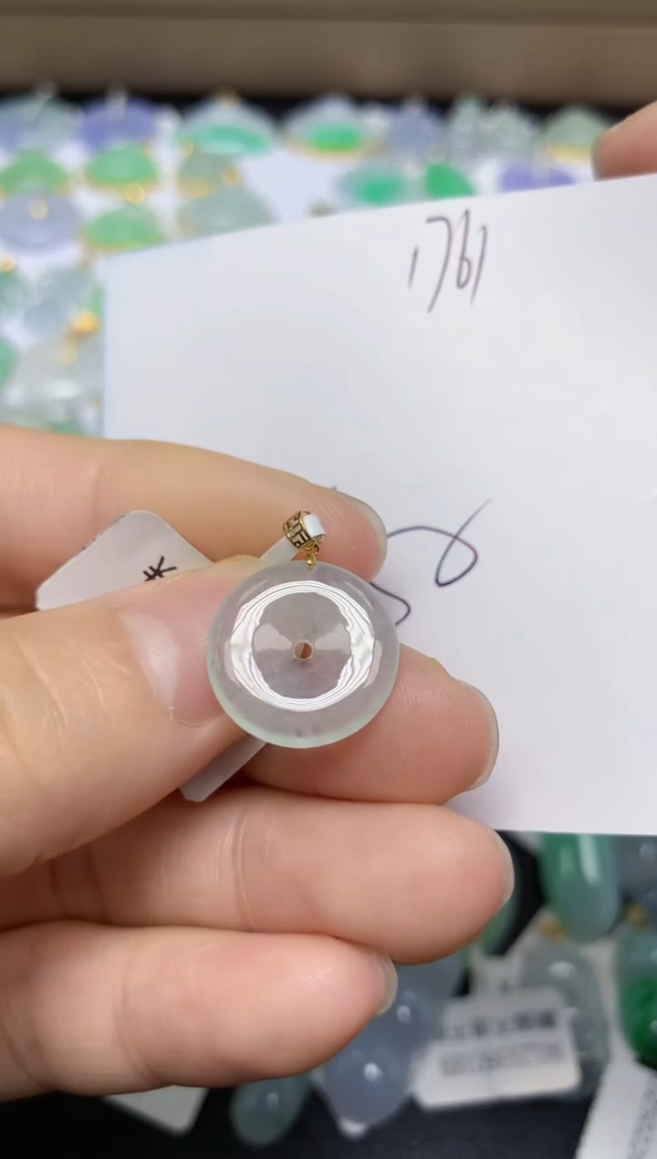 【闪购商品】翡翠18K金镶嵌挂件天然翡翠A货