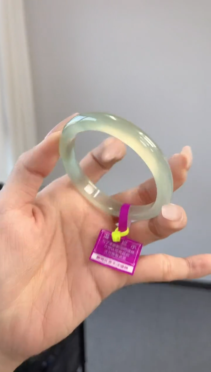 【闪购商品】玛瑙/玉髓手镯未镶嵌53-54圈