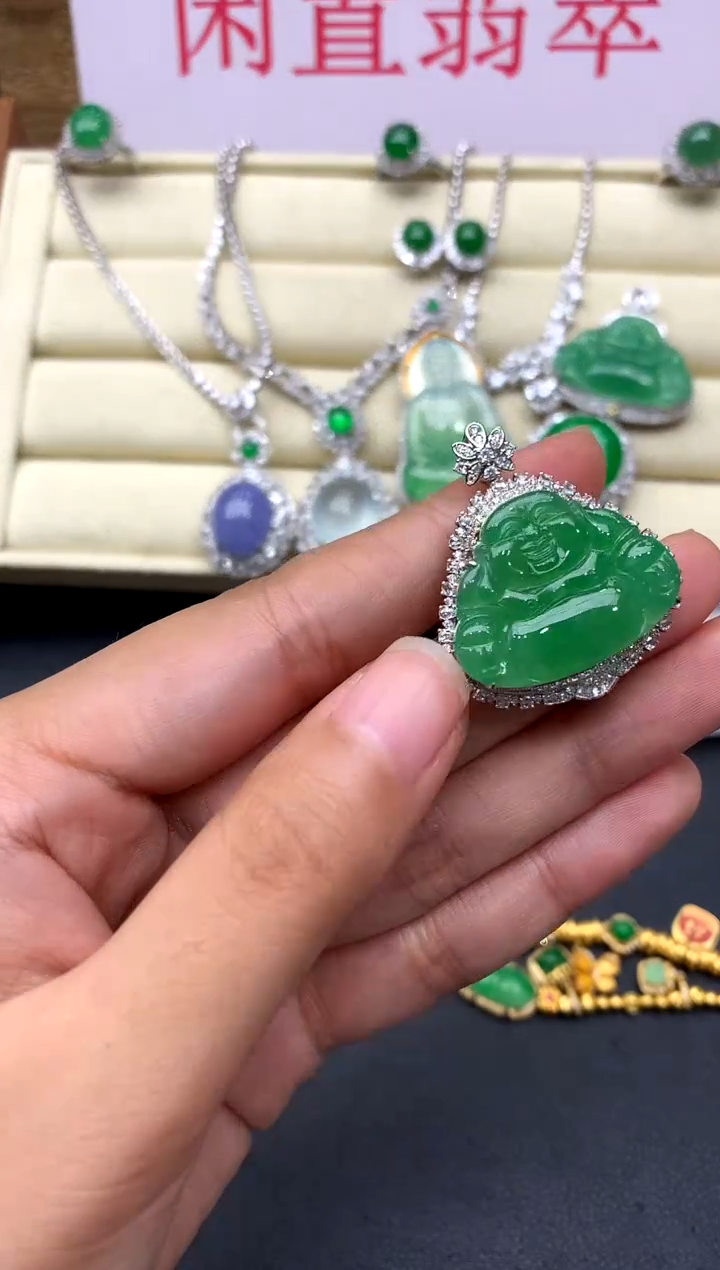 翡翠18K金镶嵌颈饰358-中国好珍宝
