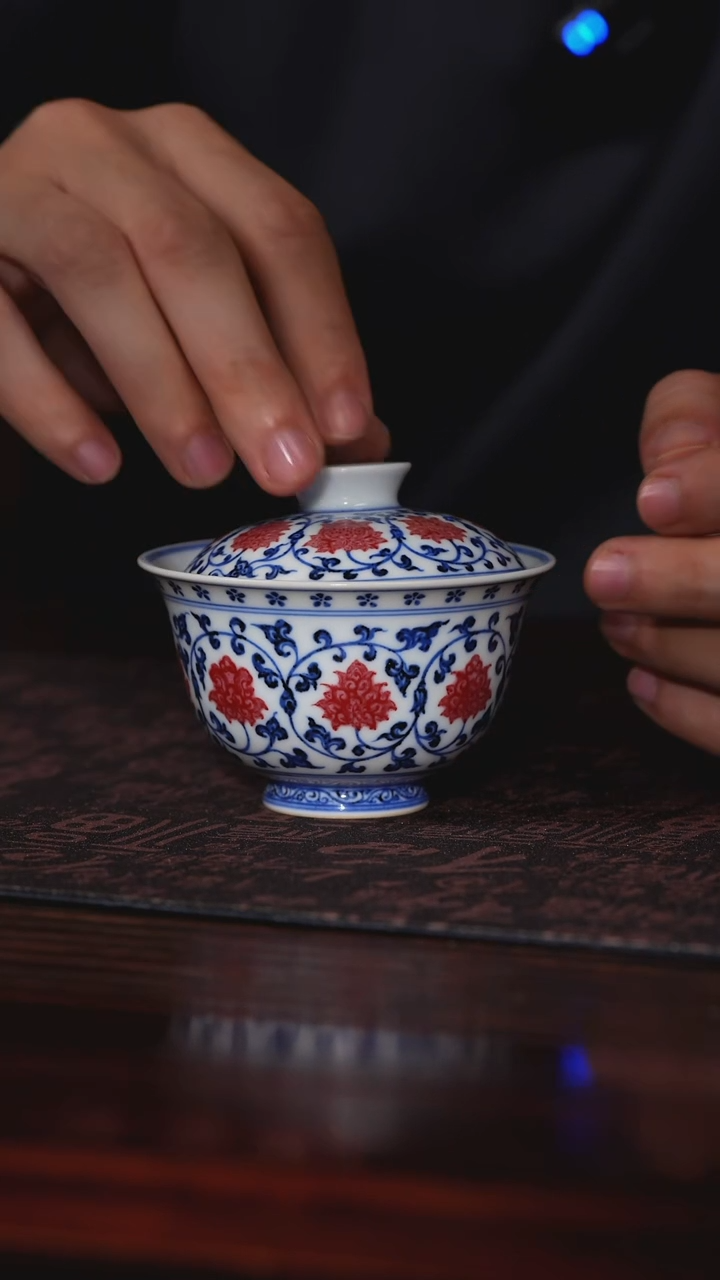 【闪购商品】摆件【瓷见如故】海韵堂釉里红盖碗