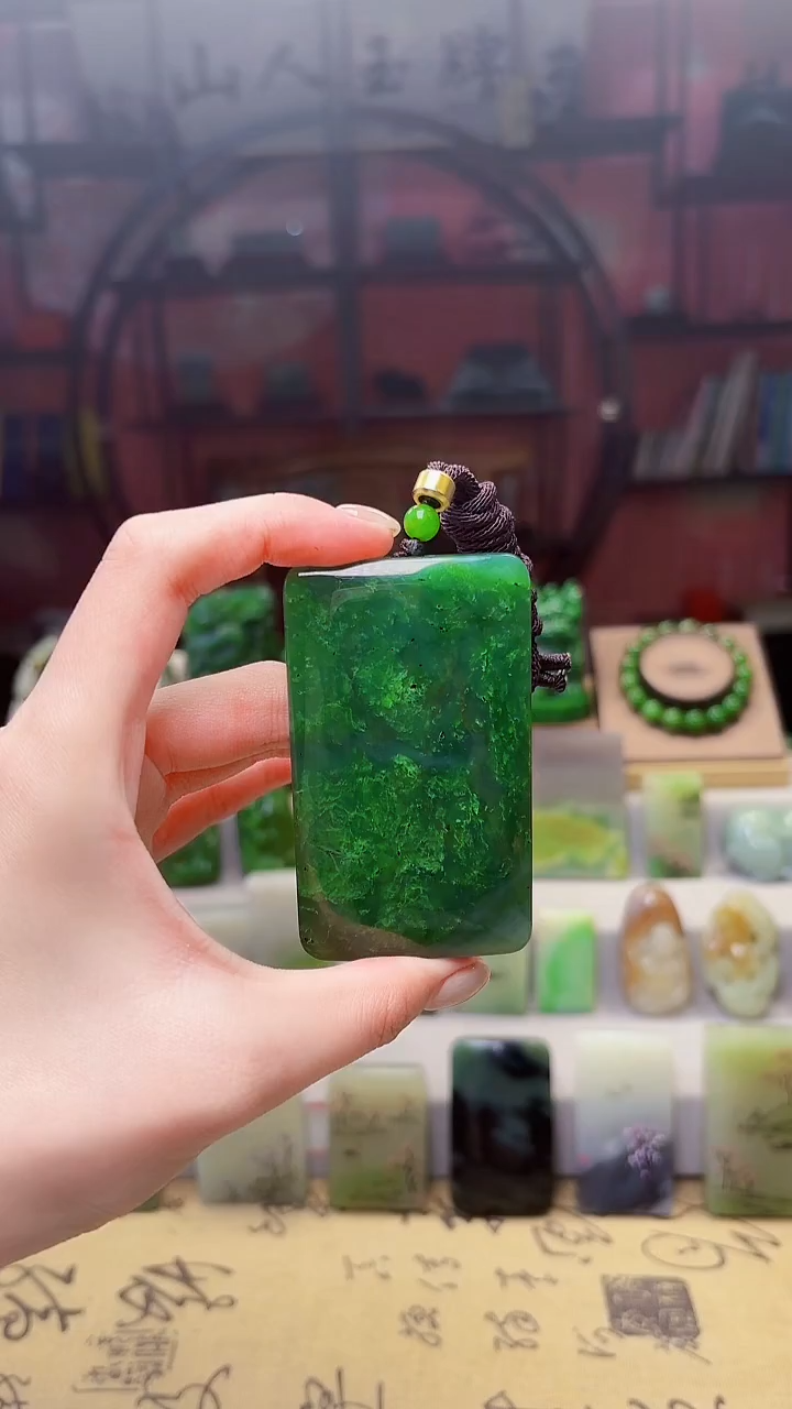 未镶嵌和田玉挂件1