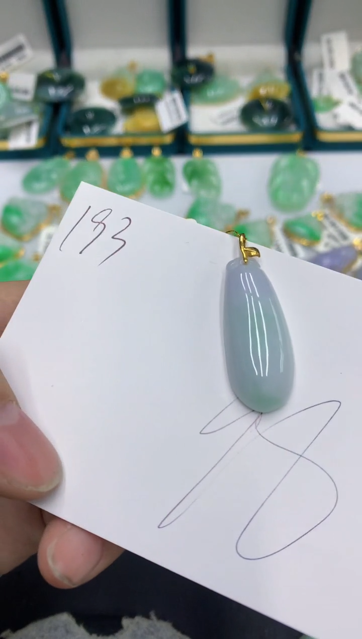 【闪购商品】翡翠颈饰18K金镶嵌号链接11111