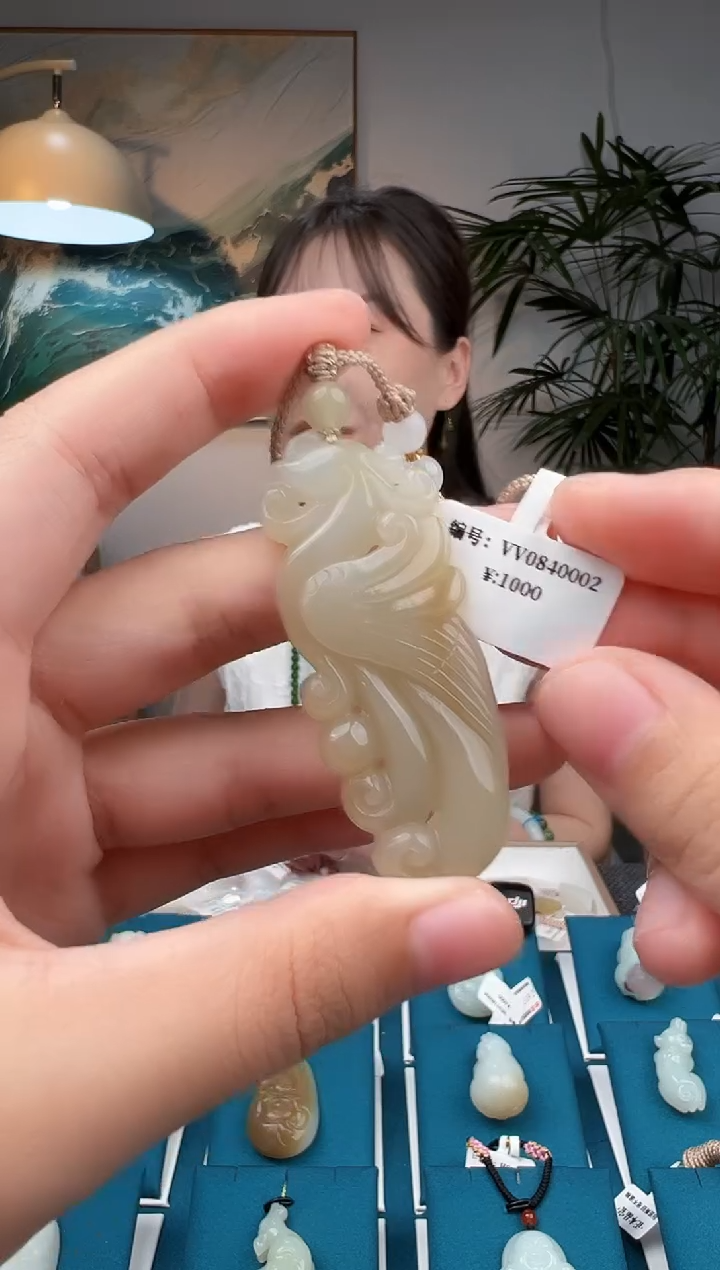 和田玉未镶嵌颈饰吊坠VV 