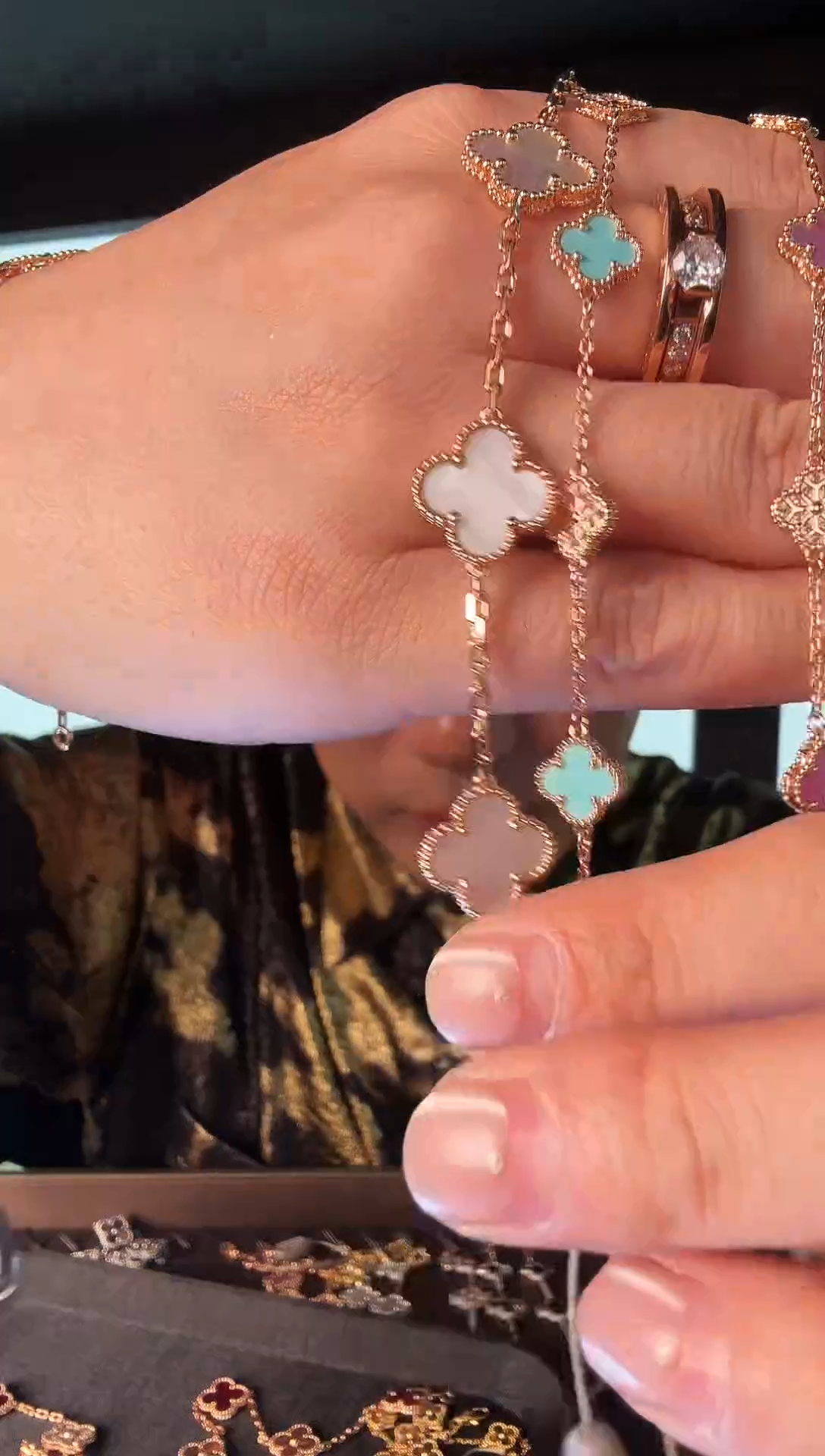 合金合成立方氧化锆四叶草手链