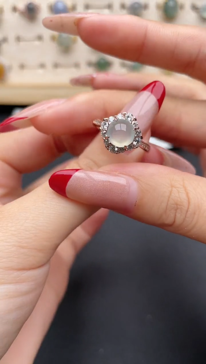 【闪购商品】翡翠戒指银S925镶嵌一物一证一礼盒