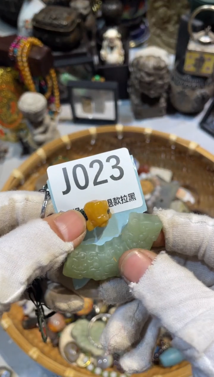 瓷片k****i表妹直播链接火爆火爆