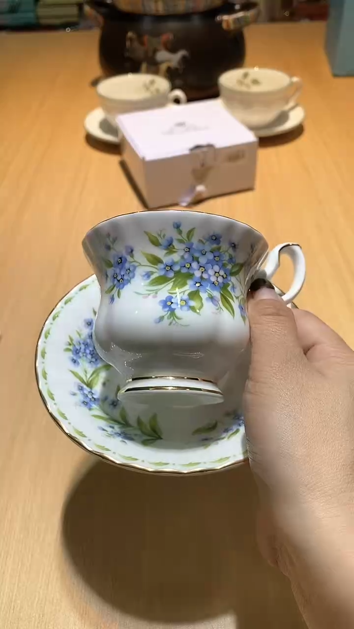 【闪购商品】瓷片锅碗瓢盆一件不剩