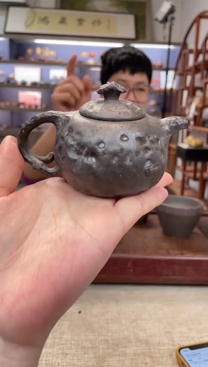 【闪购商品】紫砂茶壶岩中泥   供春