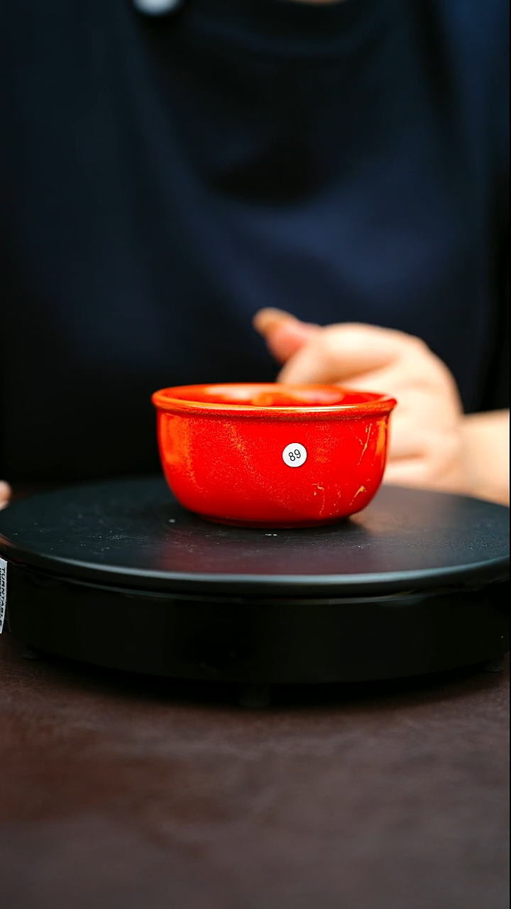 89#原矿钧瓷炉钧釉三足仰韶杯