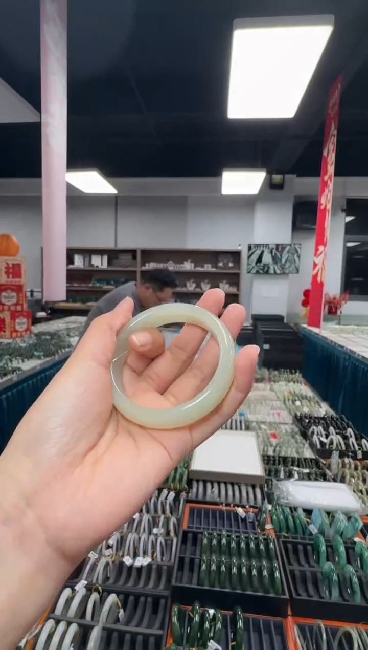 【闪购商品】和田玉手镯未镶嵌和田玉手镯55#1号