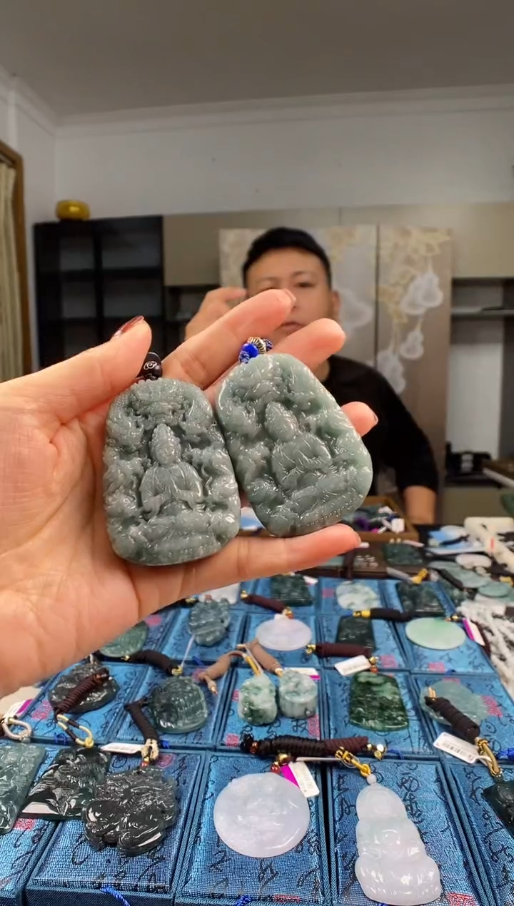 颈饰未镶嵌翡翠多样性发其一