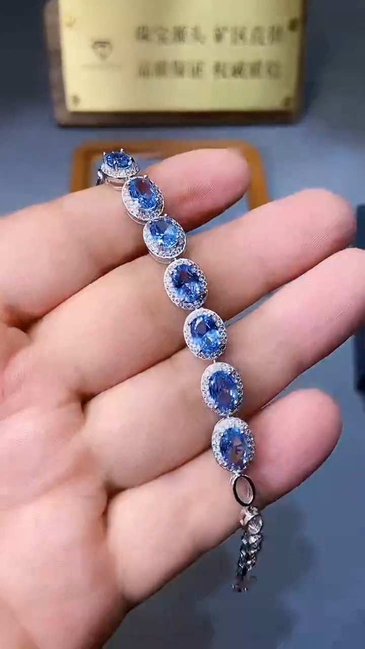 【闪购商品】海蓝宝石手链银S925镶嵌35