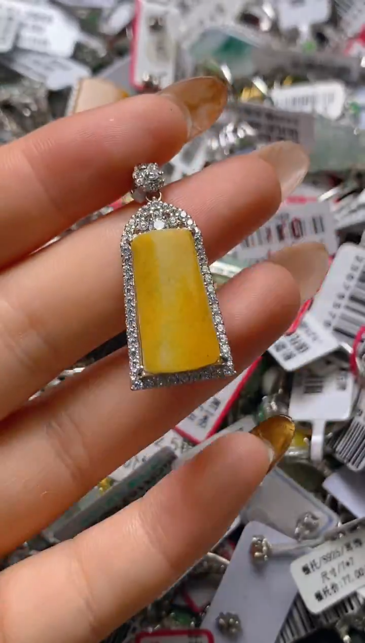 银S925镶嵌戒指翡翠百内无证书